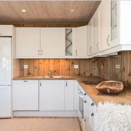 Cozy Year-round With Sauna At Furutangen
